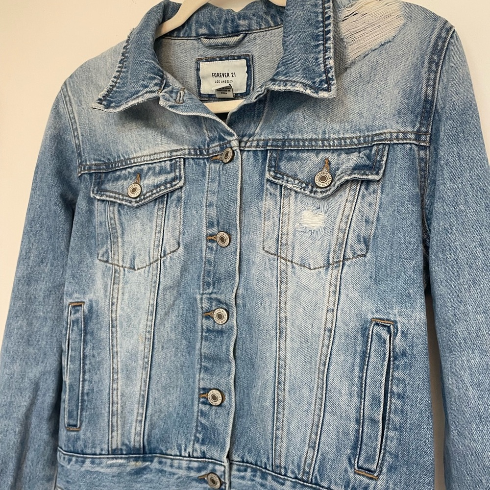 Cropped Jean Jacket - Picture 7 of 8